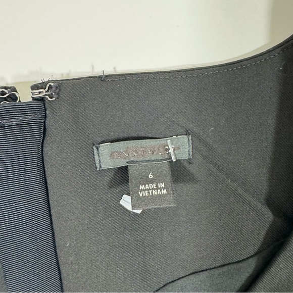 Ann Taylor Scoop Neck Dress Bi Stretch Black Office - Picture 5 of 8